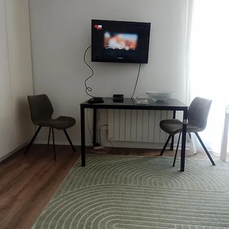 Appartement Le Ptit Vincennes à Vichy, 3étoiles, Climatisé