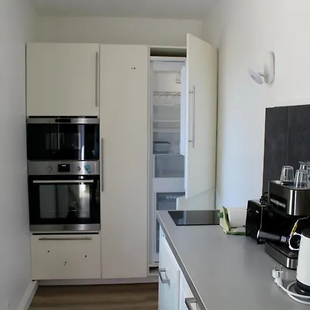 Le Ptit Vincennes A Vichy, 3etoiles, Climatise 维琪