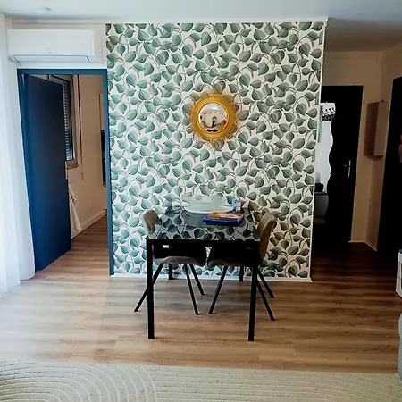 Le Ptit Vincennes A Vichy, 3etoiles, Climatise